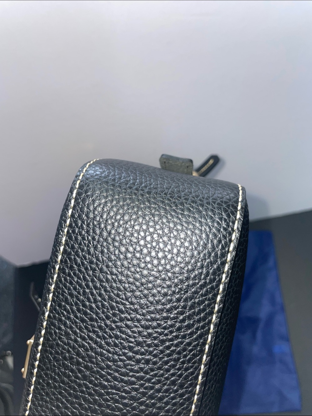 Dooney & Bourke Pebble Grain Zip Camera Crossbody - Picture 5 of 11